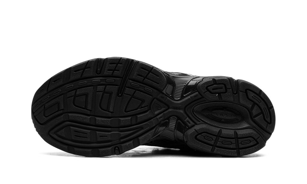 ASICS MENS Gel 1130 "Black / Pure Silver" 1201A906 001 from Stadium Goods